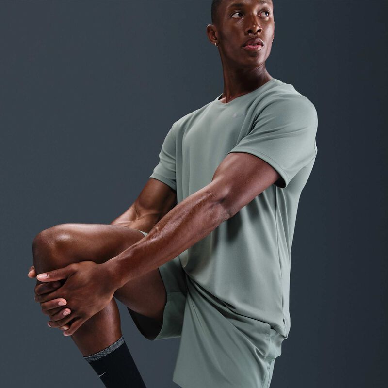 Nike Challenger, Verde Arcilla/Verde Arcilla/Negro, hi-res