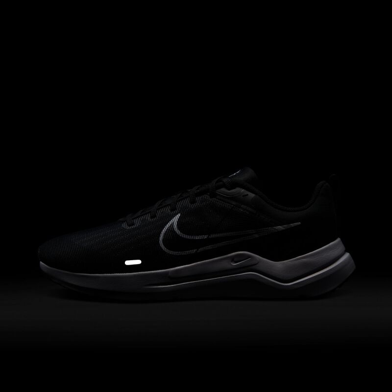 Nike Downshifter 12, Negro/Gris humo oscuro/Platino puro/Blanco, hi-res