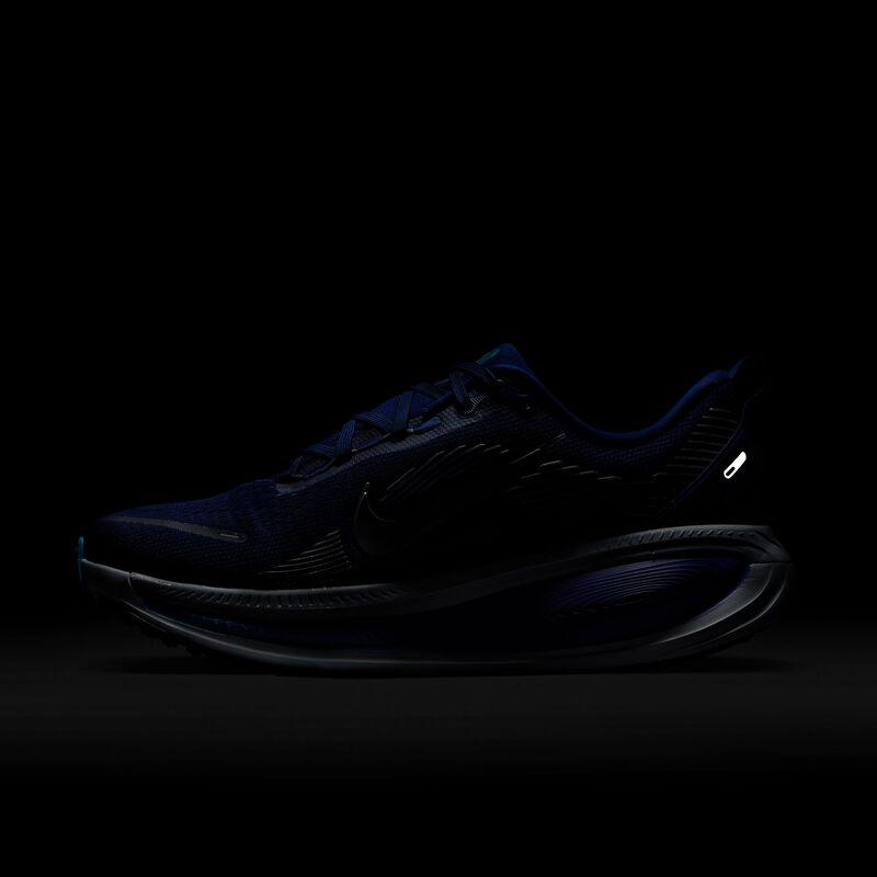 Nike Vomero 18, Verde pálido/Hipercarmesí/Voltio pálido/Plata metalizado, hi-res