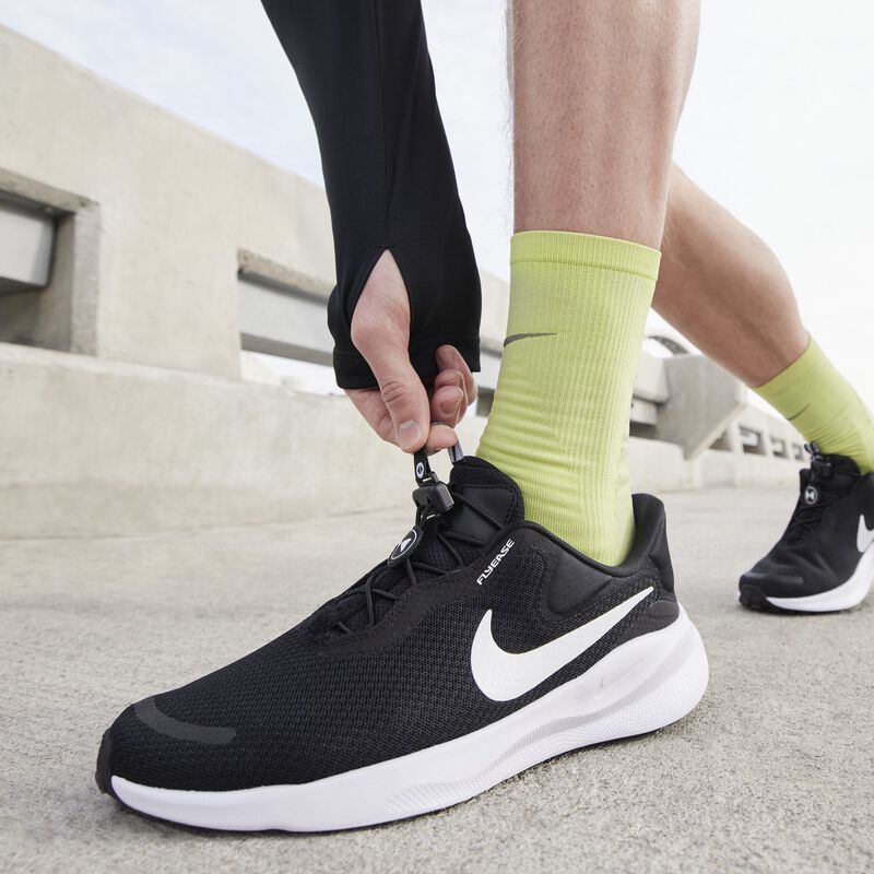 Nike Revolution 7 EasyOn, Negro/Blanco, hi-res