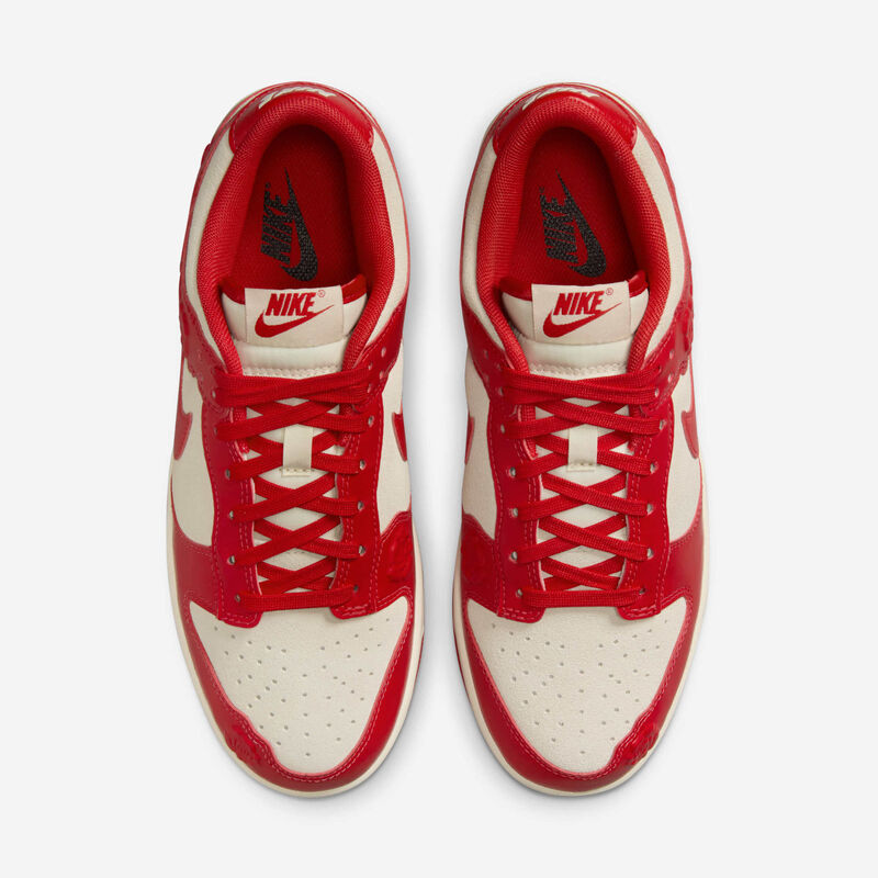 Nike Dunk Low, Leche De Coco/Marfil Pálido/Negro/Rojo Universitario, hi-res