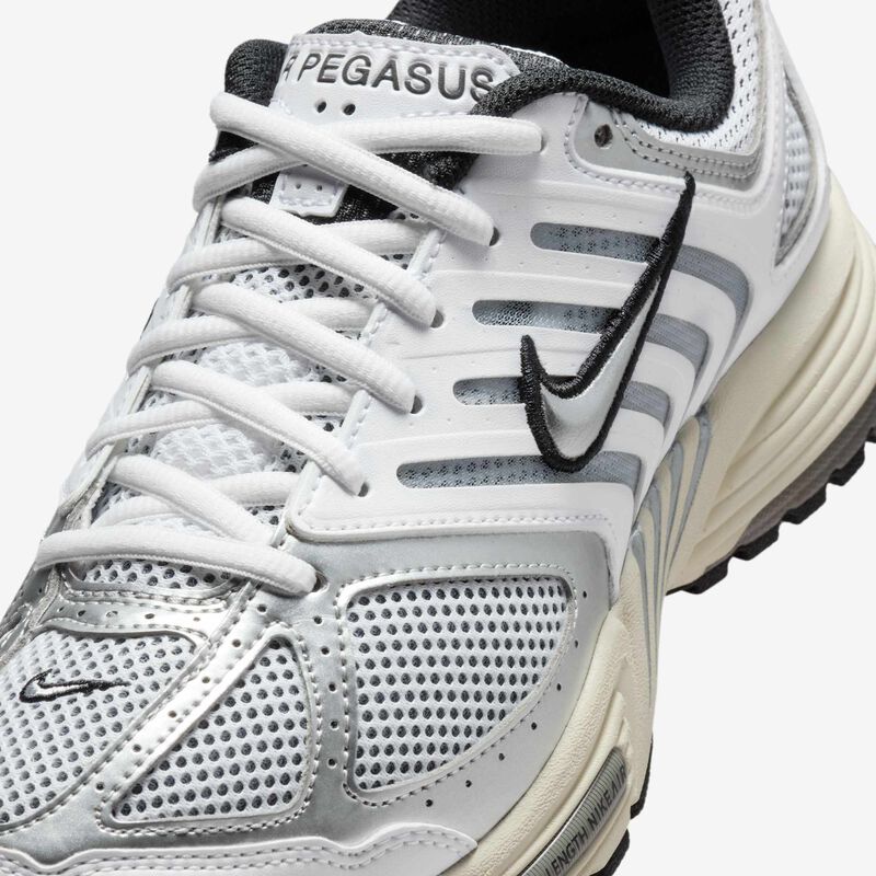 Nike Air Pegasus 2005, Blanco/Leche De Coco/Negro/Plata Metalizado, hi-res