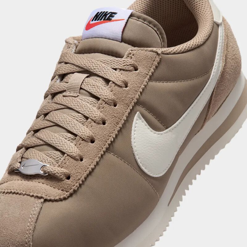 [Ljava.lang.String;@59208f6c Nike Cortez Textile, Marr&oacute;n, hi-res