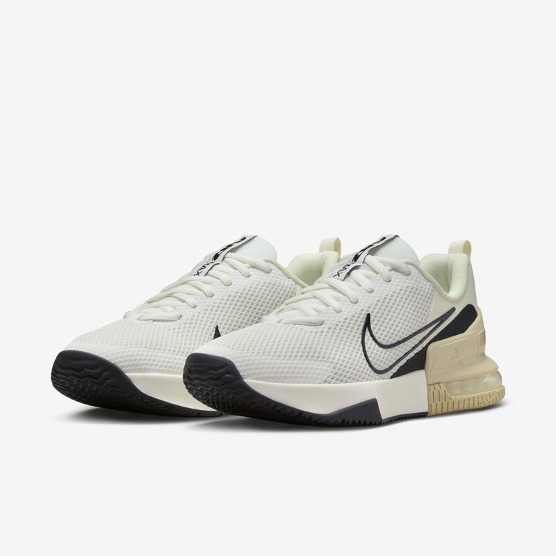 Nike Air Max Alpha Trainer 6, Vela/Negro-Leche De Coco-Equipo Dorado, hi-res