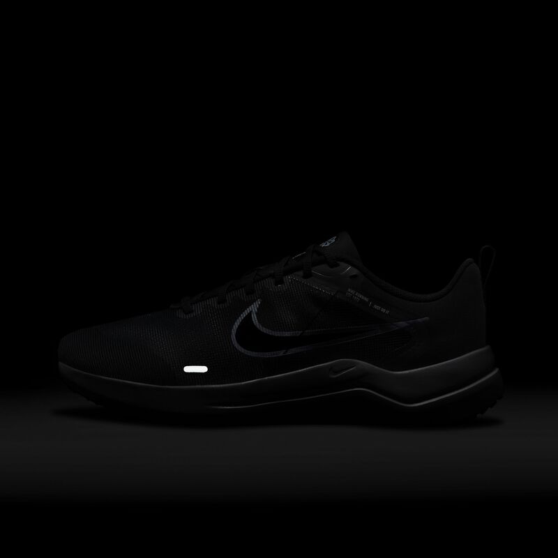 Nike Downshifter 12, Negro/Gris humo oscuro/Platino puro/Blanco, hi-res