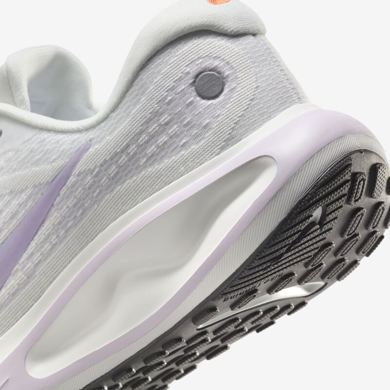 Nike Journey Run, Blanco cumbre/Uva ligero/Bruma violeta/Alba, hi-res