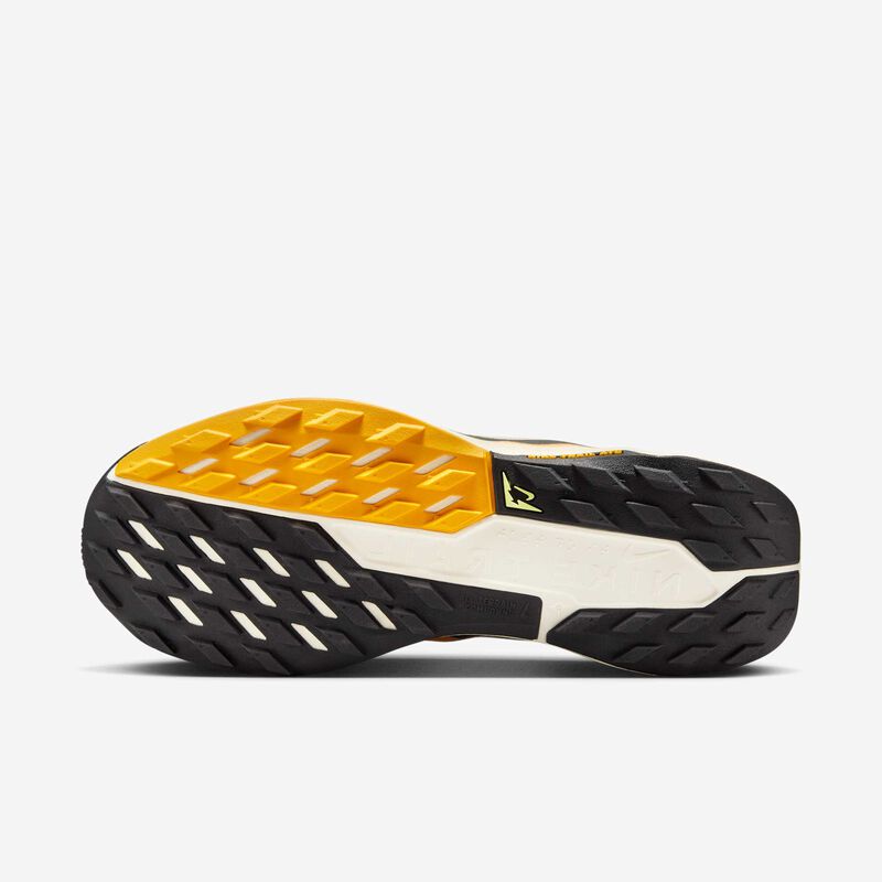 Nike Pegasus Trail 5, Fantasma/Coral Lavado/Oro Universitario/Negro, hi-res