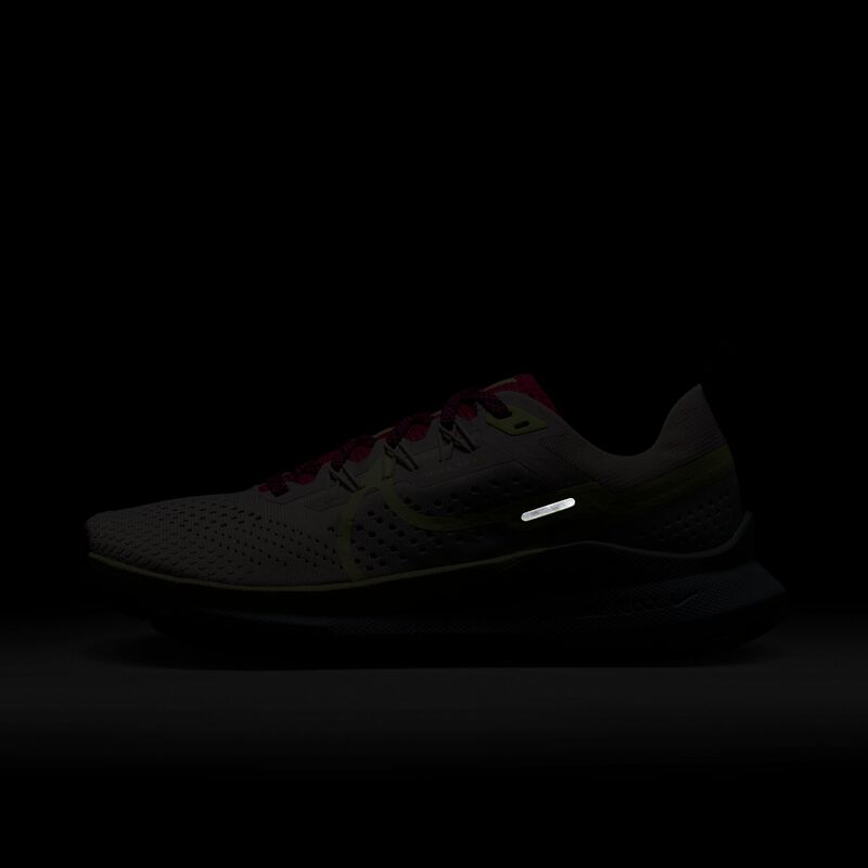 Nike React Pegasus Trail 4, Violeta platino/Morado tinta/Rosa feroz/Verde luminoso, hi-res
