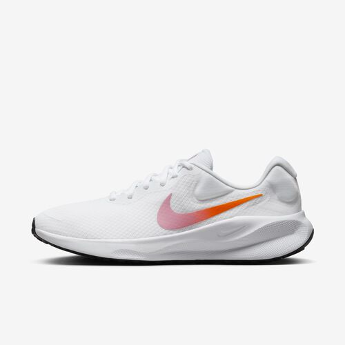Nike Revolution 7