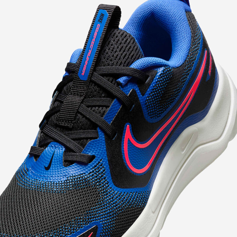 Nike Cosmic Runner, Negro/Hiperroyal/Blanco Cumbre/Carmesí Brillante, hi-res