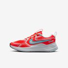 Nike Cosmic Runner, Carmesí Brillante/Platino Puro/Negro/Cactus Empolvado, hi-res