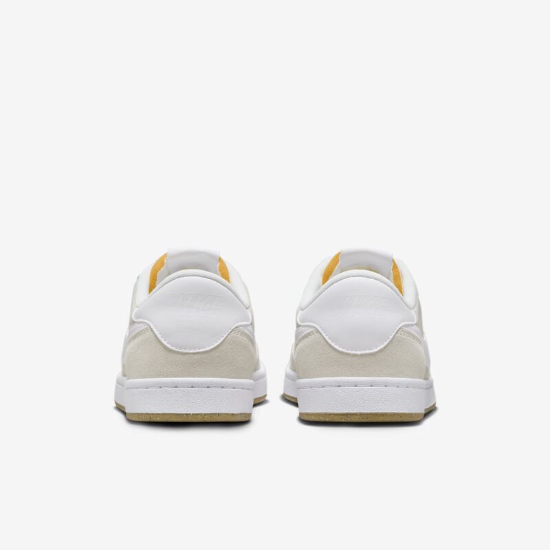 Nike SB FC Classic, Blanco Cumbre/Blanco/Naranja Vivo/Blanco Cumbre, hi-res