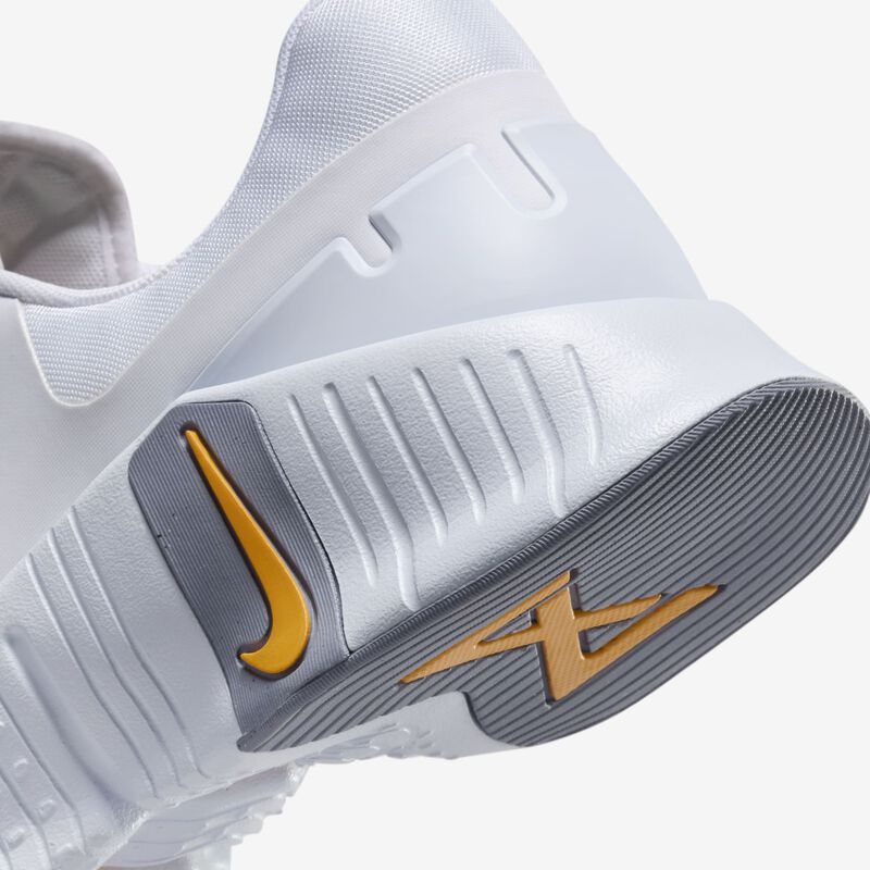Nike Free Metcon 5, Blanco/Gris Fútbol/Pizarra Cenizo/Reloj De Sol, hi-res