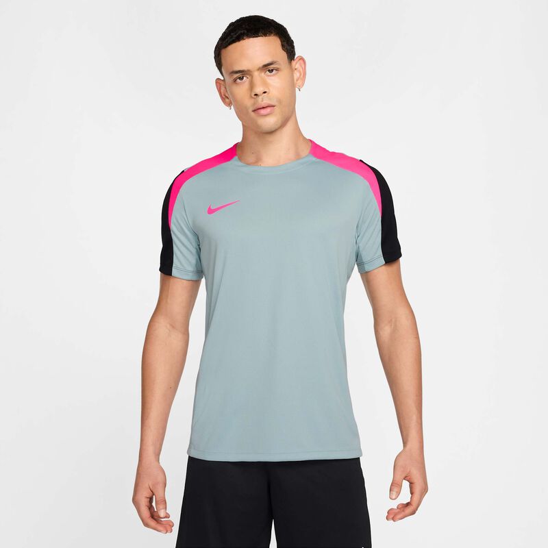 Nike Strike, VERDE, hi-res