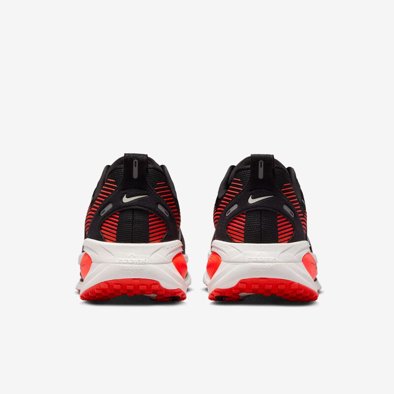 Nike Vomero 18, Negro/Carmesí brillante/Equipo Rojo/Blanco Cumbre, hi-res