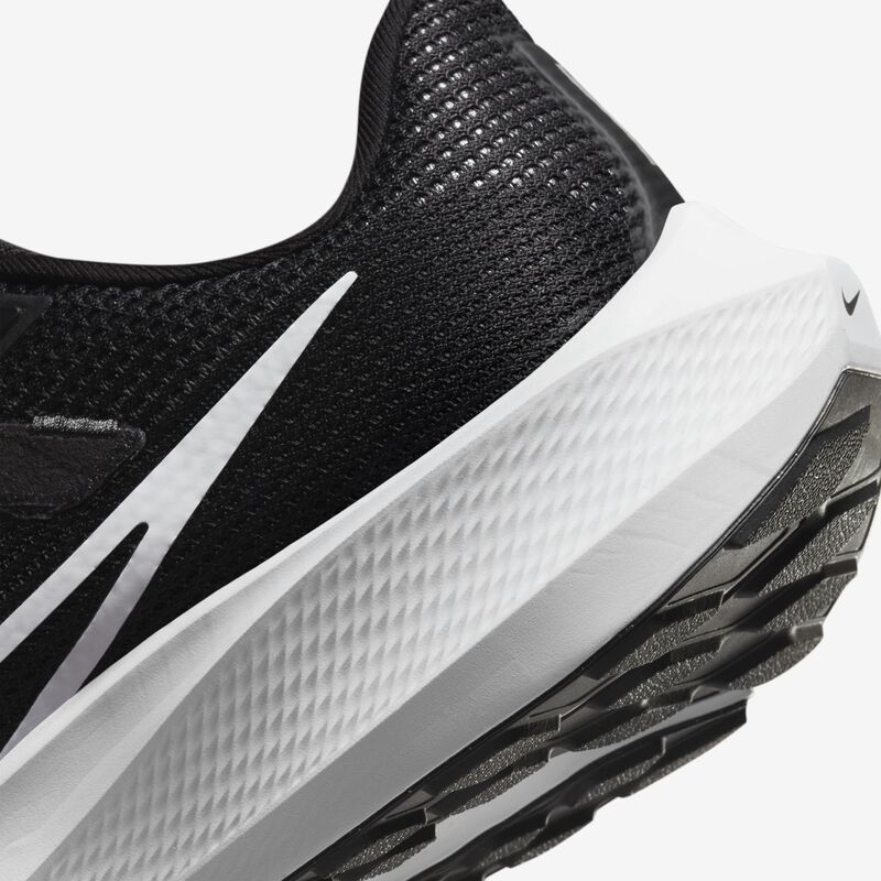 Nike Pegasus 40, Negro/Blanco-Gris Hierro, hi-res