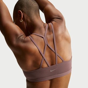 Nike Zenvy Strappy, Morado, hi-res