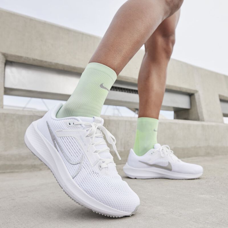 Nike Pegasus 40, Blanco/Platino puro/Plata metalizado, hi-res