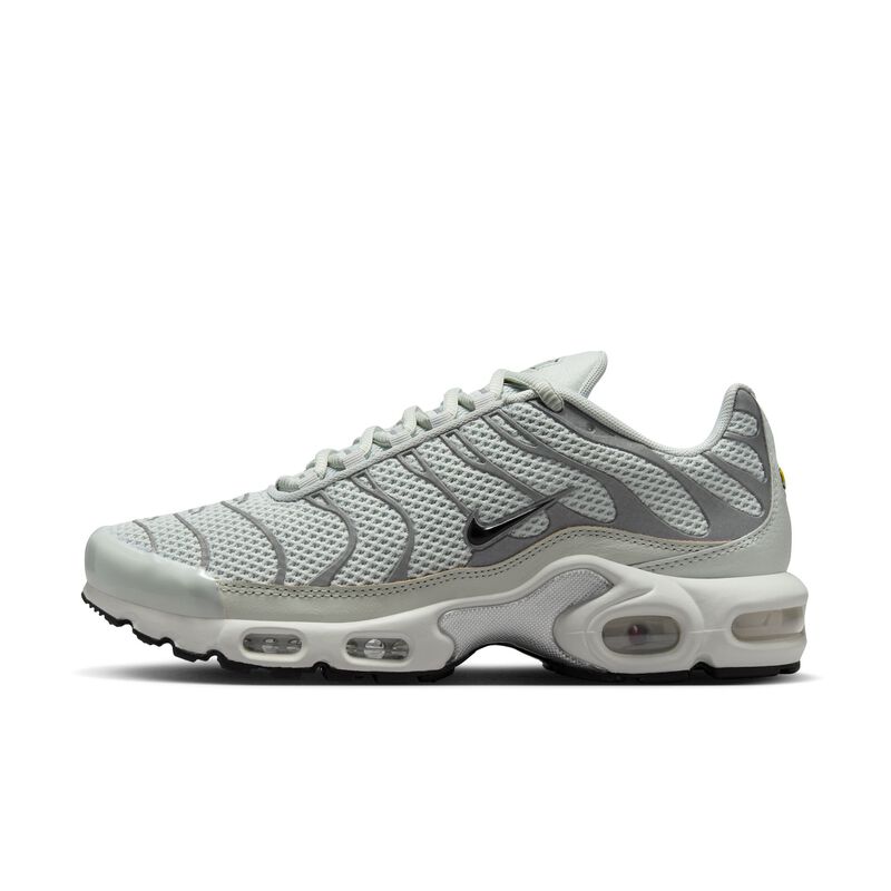 Nike Air Max Plus, Plata Claro/Cromo/Hueso Claro/Negro, hi-res