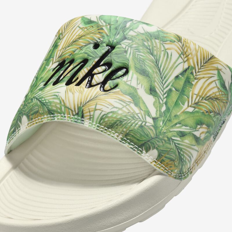 Nike Victori One, Cristal De Mar/Vela Negra, hi-res
