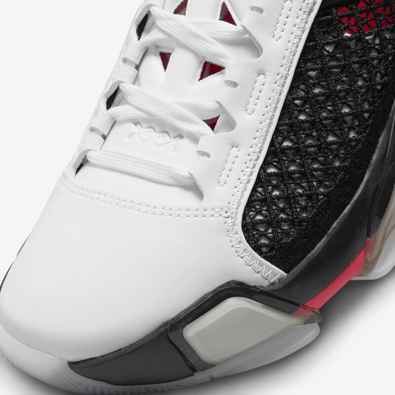 Air Jordan XXXVIII "Fundamental", Blanco/Negro-Rojo Sirio, hi-res