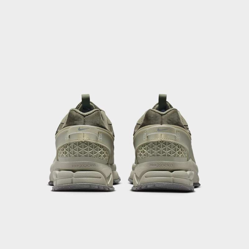 Zapatilla Nike Zoom Vomero Roam, Gris, hi-res