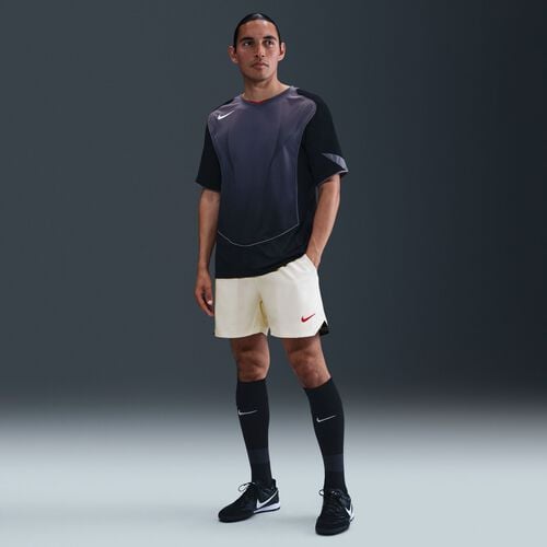 Nike Total 90