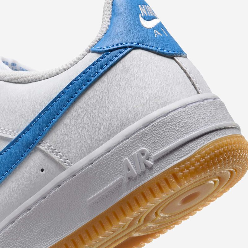 Nike Air Force 1, Blanco/Marrón Claro Goma/Azul Extremo, hi-res