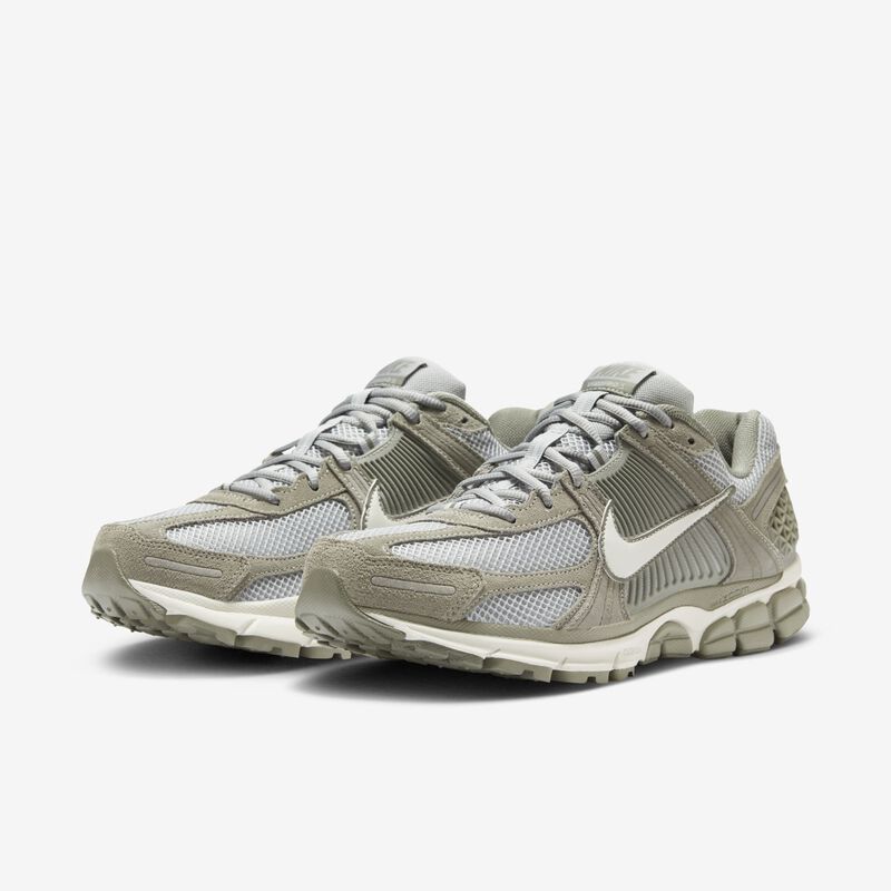 Nike Zoom Vomero 5, Estuco Oscuro/Gris Humo Fantasma Claro, hi-res
