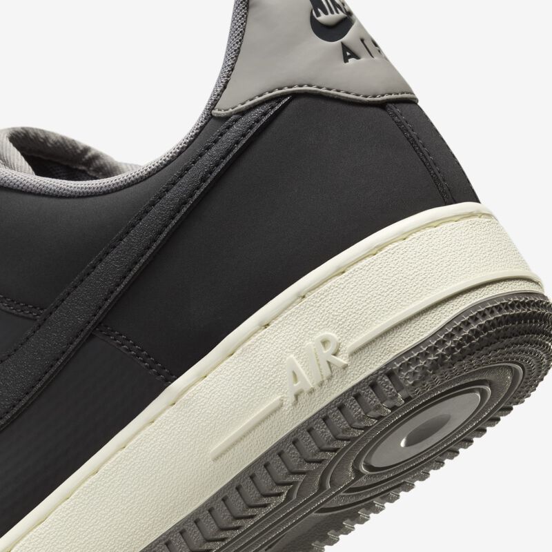 Nike Air Force 1 '07 LV8, Negro/Peltre Plano/Leche De Coco/Negro, hi-res