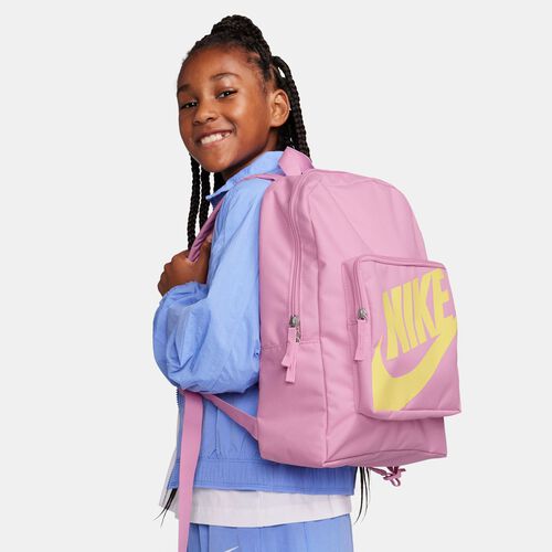 Encuentra lo mejor de Nike. Obten la innovacion que estas buscando en la Tienda Oficial de Nike. Maletines y Mochilas ahora