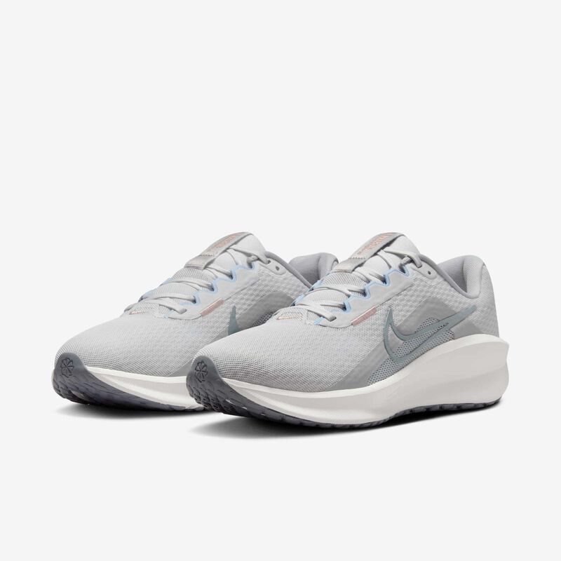 Nike Downshifter 13, Polvo Fotón/Gris Humo Claro/Blanco Cumbre/Peltre Metalizado, hi-res