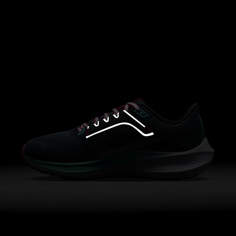 Nike Pegasus 40, Jungla intenso/Negro/Blanco/Plata metalizado, hi-res