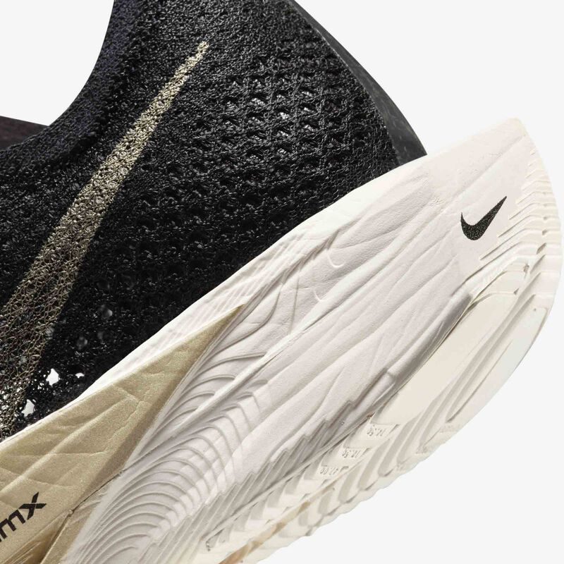 Nike Vaporfly 3, Negro/Negro/Crudo/Oro metalizado con textura, hi-res