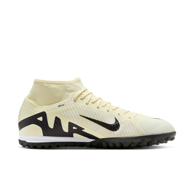[Ljava.lang.String;@37b78230 Nike, Amarillo, hi-res