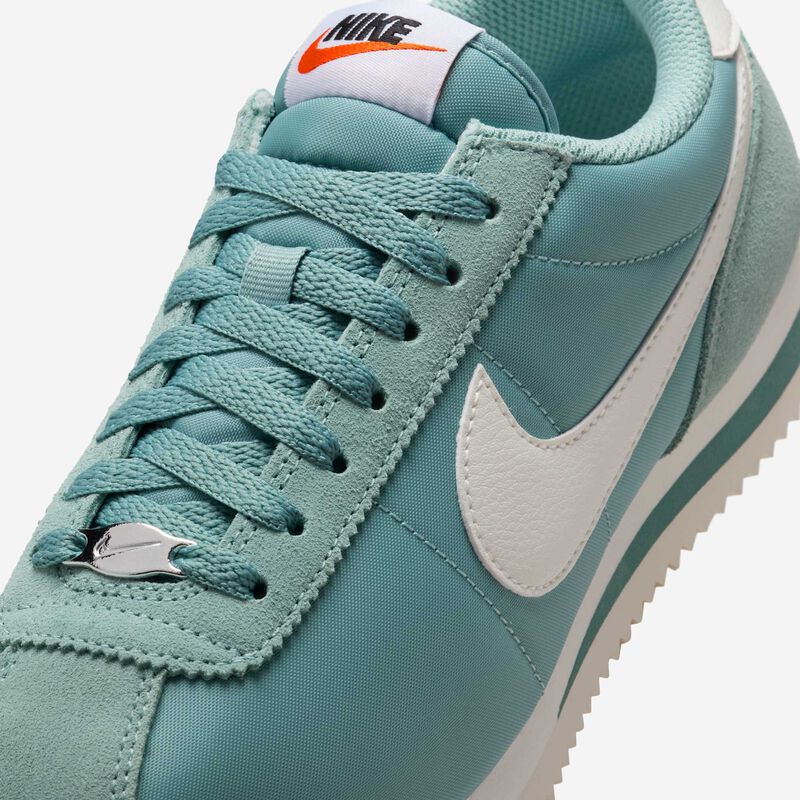 Nike Cortez Textile, Verde, hi-res