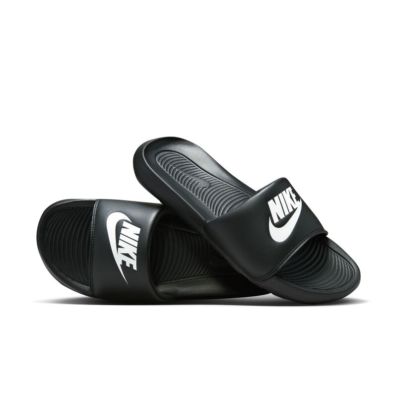 Nike Victori One, Negro/Negro/Blanco, hi-res