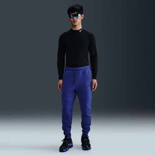 Nike Tech