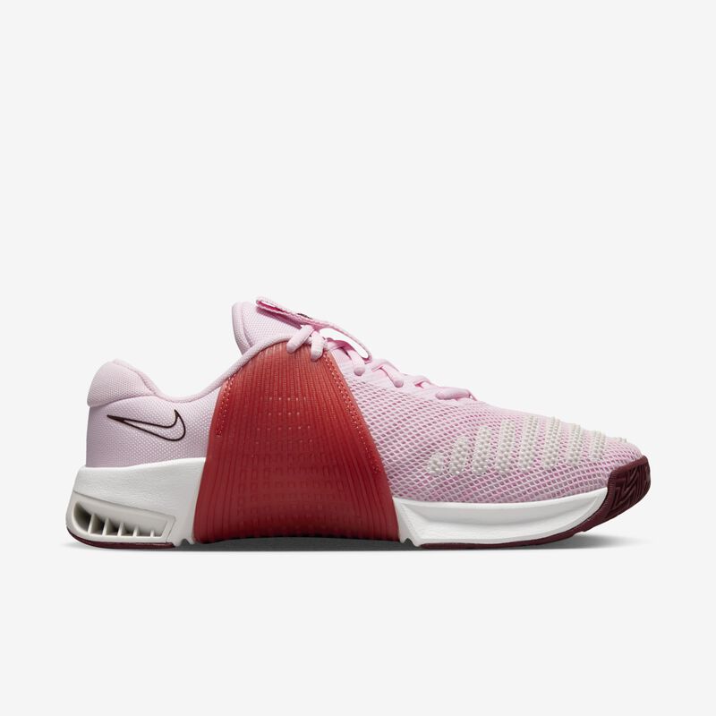 Nike Metcon 9, Espuma Rosa/Tinte Platino/Adobe/Rojo Oscuro del Equipo, hi-res