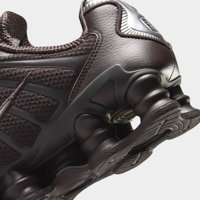 [Ljava.lang.String;@73f39cf Nike Shox TL, Marr&oacute;n, hi-res