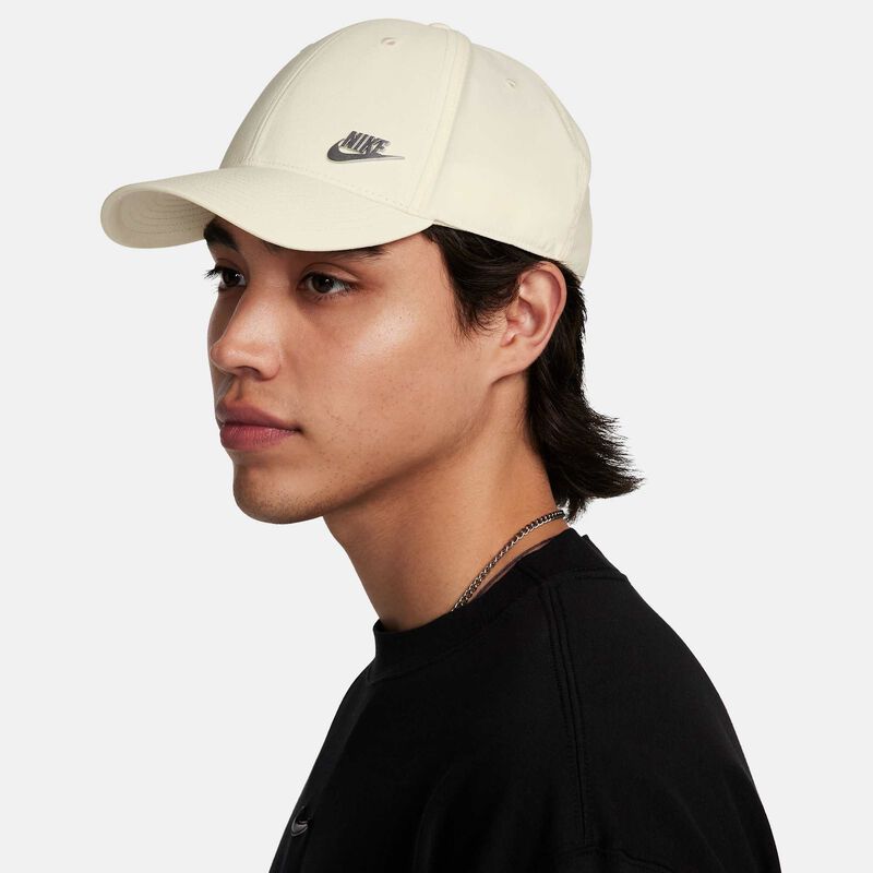 Nike Dri-FIT Club, Leche De Coco/Plata Metalizado, hi-res