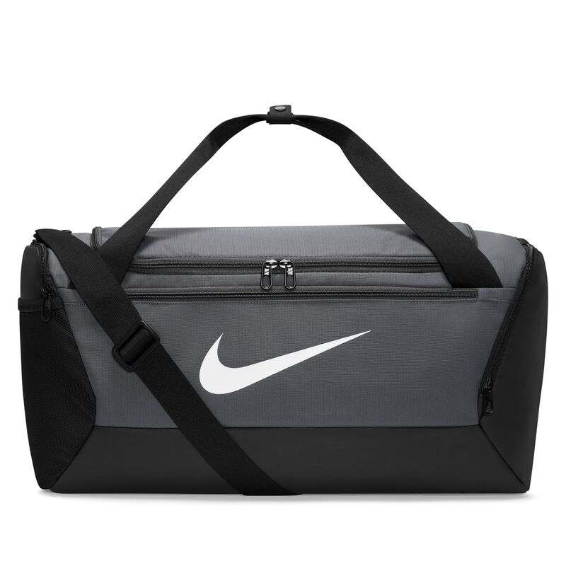Nike Brasilia 9.5, Gris Hierro/Negro/Blanco, hi-res