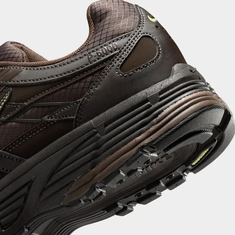 [Ljava.lang.String;@691ce615 Nike&nbsp;P-6000&nbsp;SE, Marr&oacute;n, hi-res