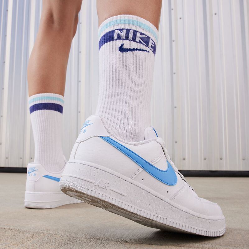 Nike Air Force 1 '07 SE, Blanco/Blanco/Volt/Azul universitario, hi-res