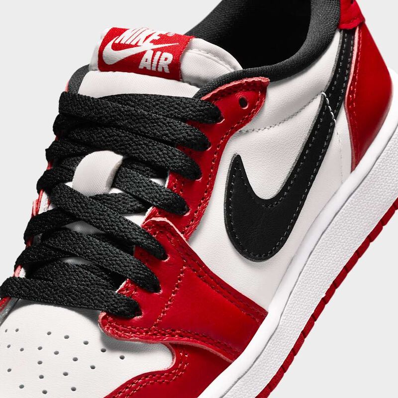Air Jordan 1 Retro Low Chicago, Rojo Universitario/Negro-Blanco Cumbre, hi-res