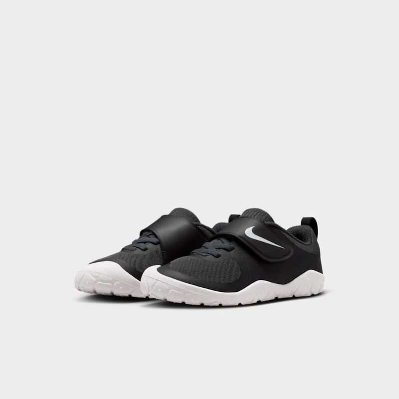 [Ljava.lang.String;@619ff299 Nike Swoosh&nbsp;1 Essential, Negro, hi-res