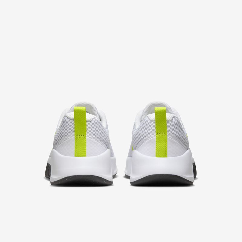 Nike MC Trainer 3, Blanco/Ponche Cálido/Negro/Cíber, hi-res