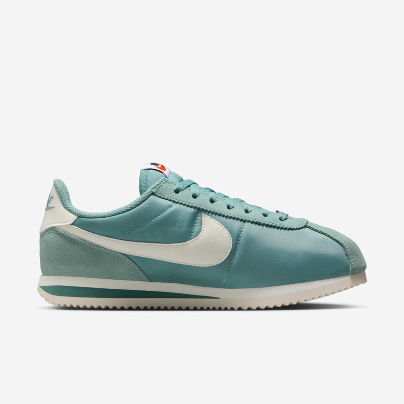 Nike Cortez Textile, Verde, hi-res