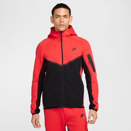 Nike Tech