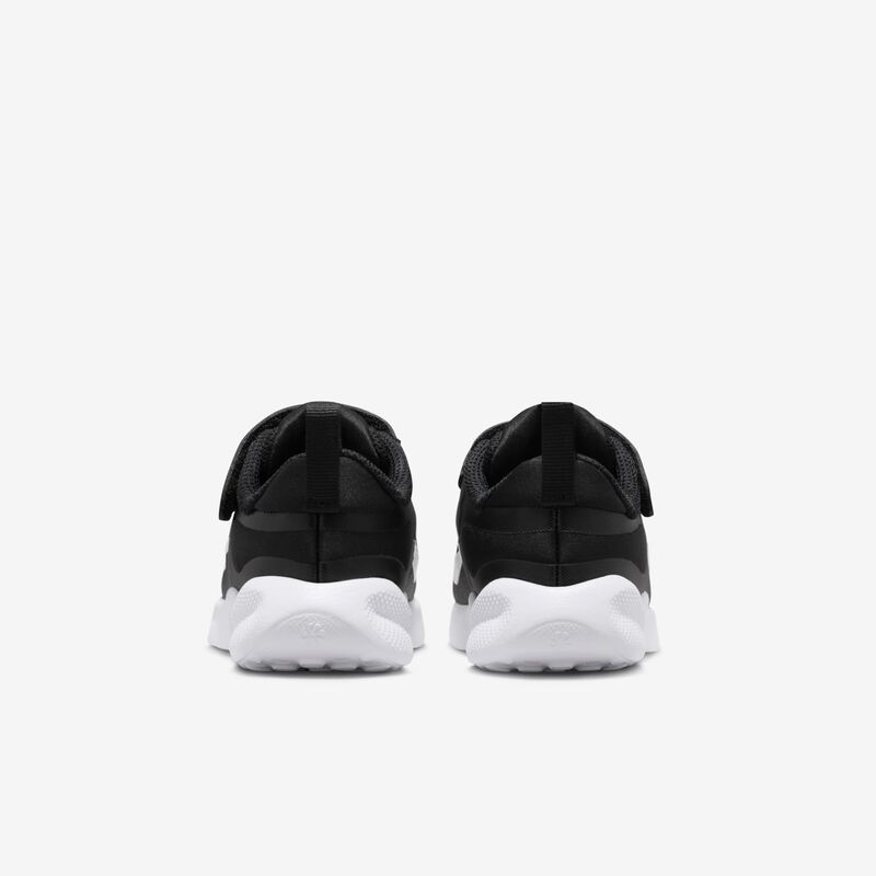 Nike Revolution 7, Negro/Blanco/Blanco, hi-res